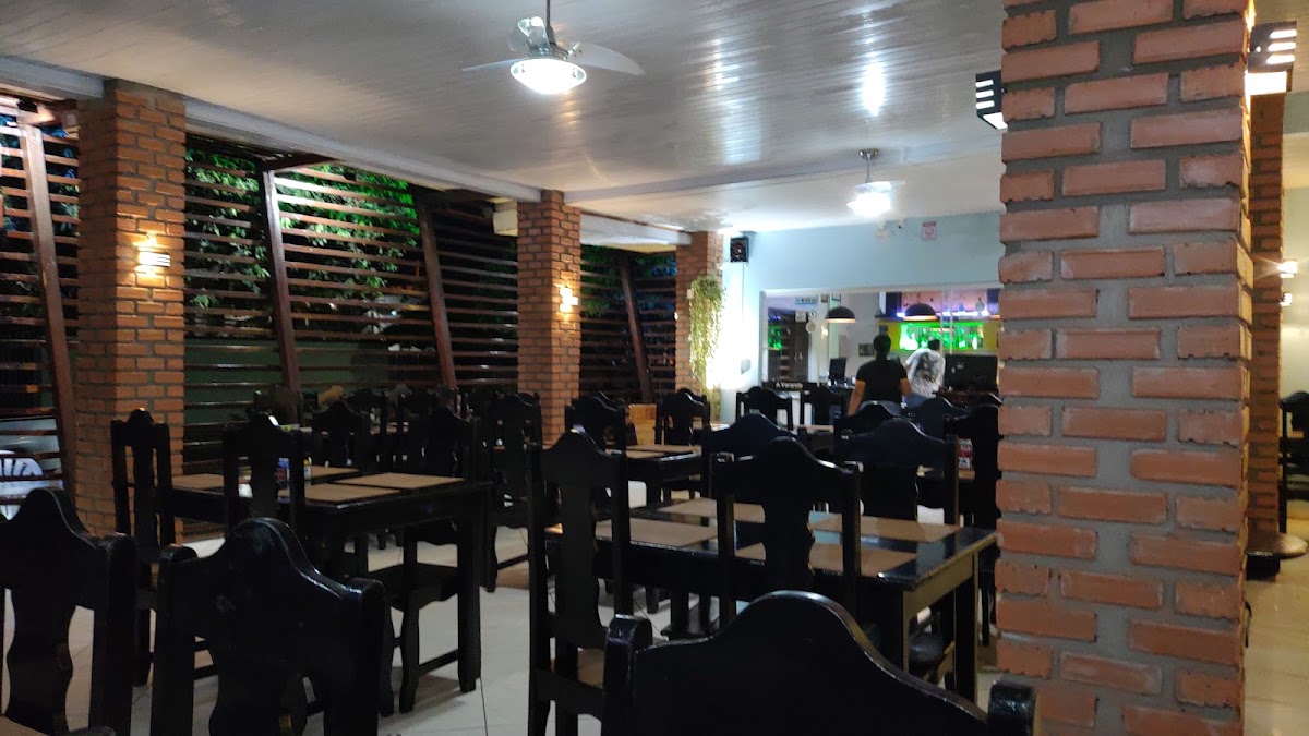 Restaurante E Pizzaria A Varanda-4